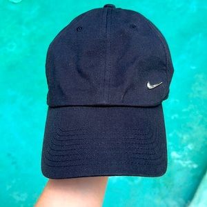 Backless Nike Sport Hat